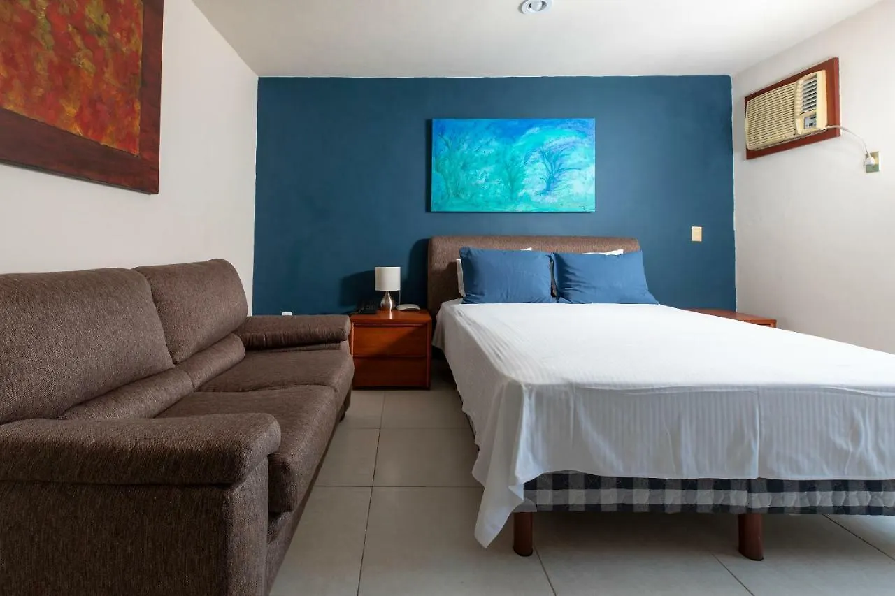 Villa Italia Cancún Apartahotel