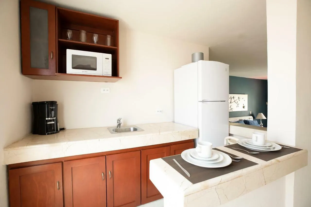 Villa Italia Cancún 3*,  México